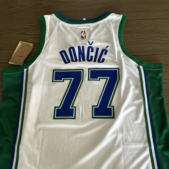 BRAND NEW Luka Doncic City Edition Jersey Size Large - Picture 2 of 8